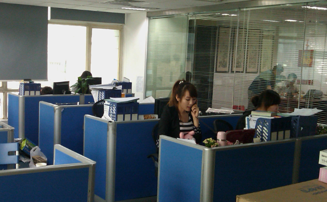 武汉市安来管理有限公司考勤薪资管理系统与传统人事软件对比分析